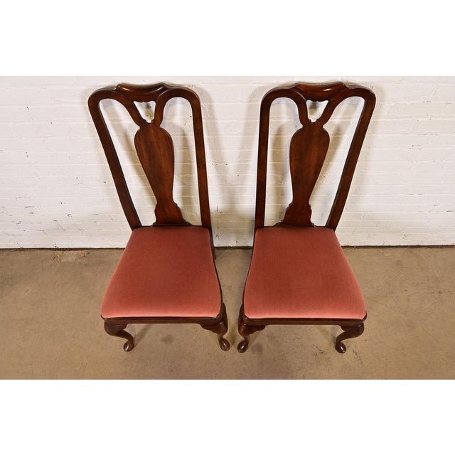 1980s Henredon Queen Anne Solid Mahogany Side Chairs or Dining Chairs, Pair For Sale - Image 5 of 13