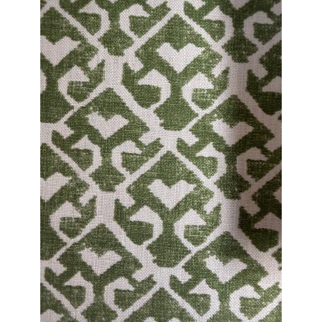 Traditional Carolina Irving Tamar on Natural Parsley 8 Yards Linen Fabric For Sale - Image 3 of 6