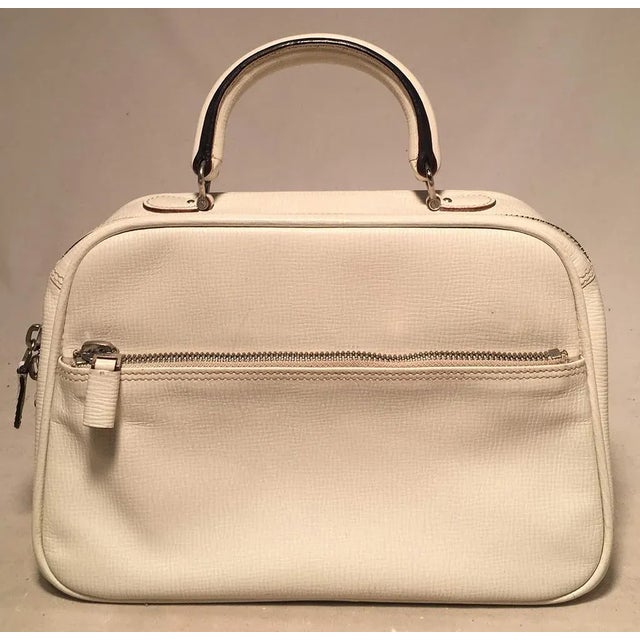 Contemporary Valextra Serie S Medium Bag in White For Sale - Image 3 of 10