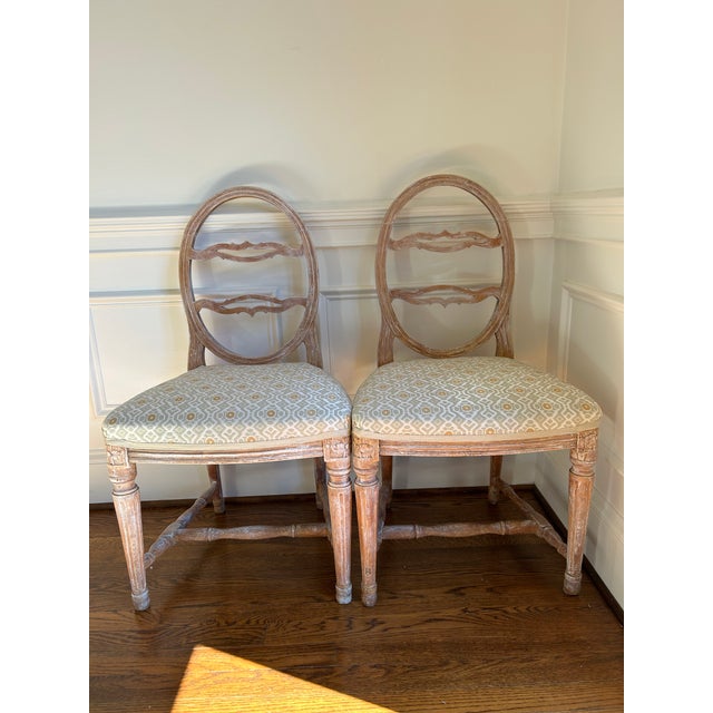 Late 18th Century Pair of Swedish Moustache Laughing Chairs For Sale In Atlanta - Image 6 of 6