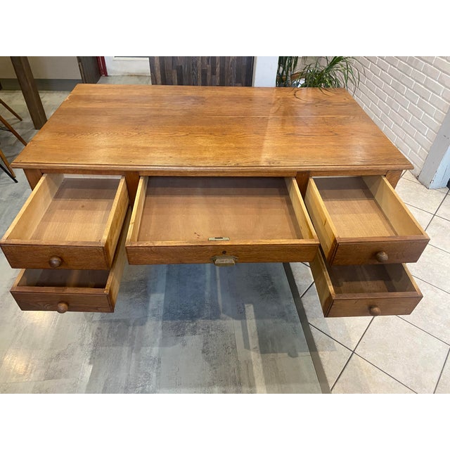 Beautiful and authentic vintage 1950s desk Exquisitely handcrafted Minor flaws, key missing for the center drawer Ample...