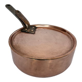 Vintage British Copper Saucepan With Lid For Sale