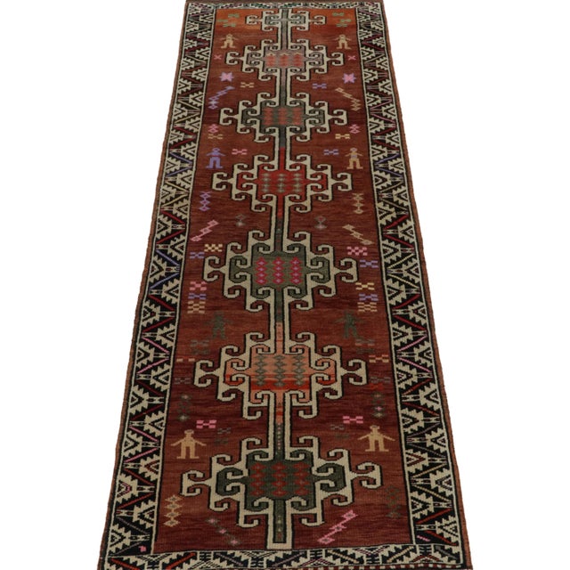 From R&K Principal Josh Nazmiyal’s rare acquisitions, a distinguished 3x11 vintage runner originating from Turkey circa...