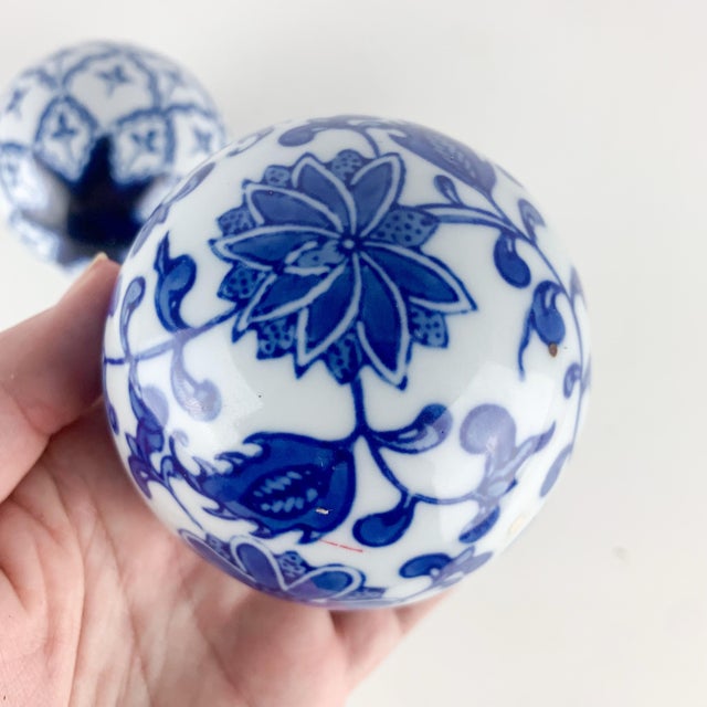 Pair Vintage Blue & White Asian Chinoiserie Porcelain Carpet Balls Star Flowers For Sale - Image 4 of 8