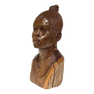 1900 Figural African Ironwood Carving of Female Bust by Abraham Chikumbirike For Sale