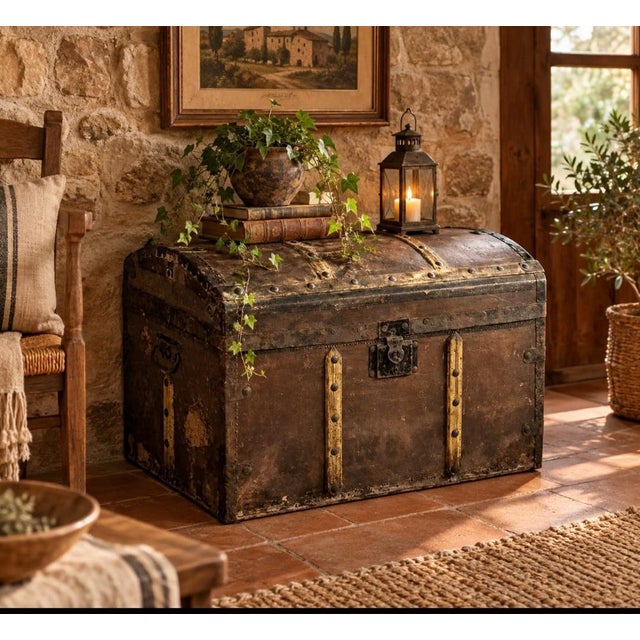 Rustic Antique Travel Trunk in Wood, 1890s For Sale - Image 3 of 13