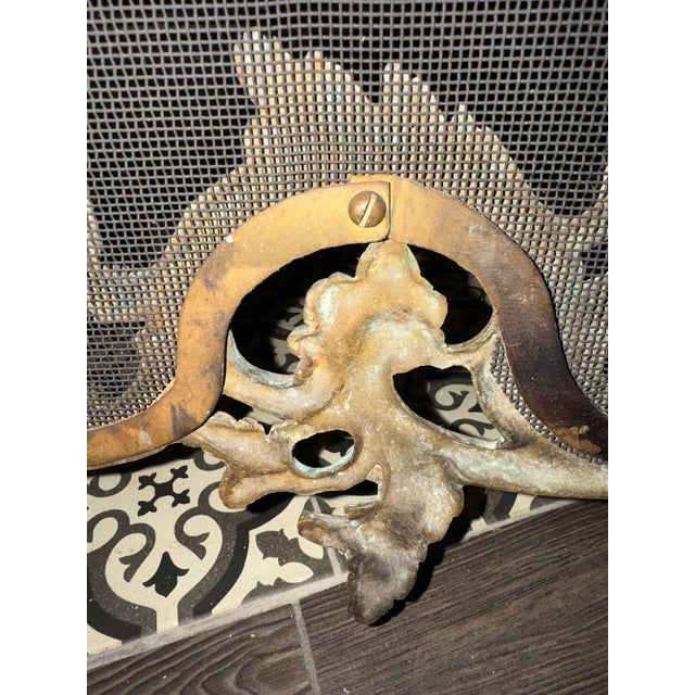French Antique 19th-Century French Louis XV Style Brass (Bronze) Fireplace Screen For Sale - Image 3 of 12