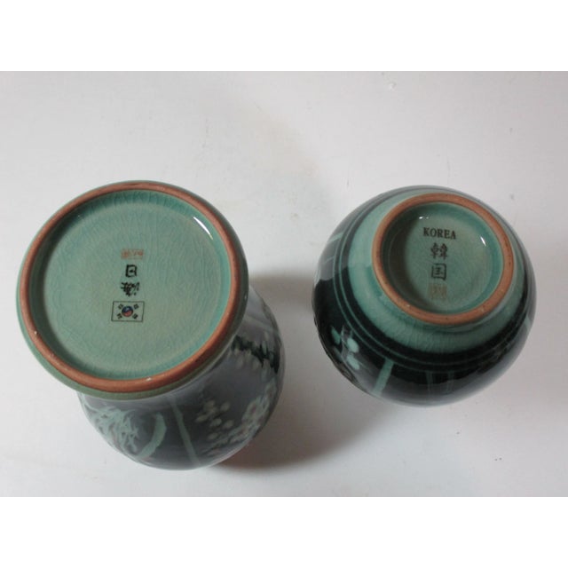 Vintage Hand-Decorated Korean Porcelain Vases- Set of 2 For Sale - Image 6 of 7