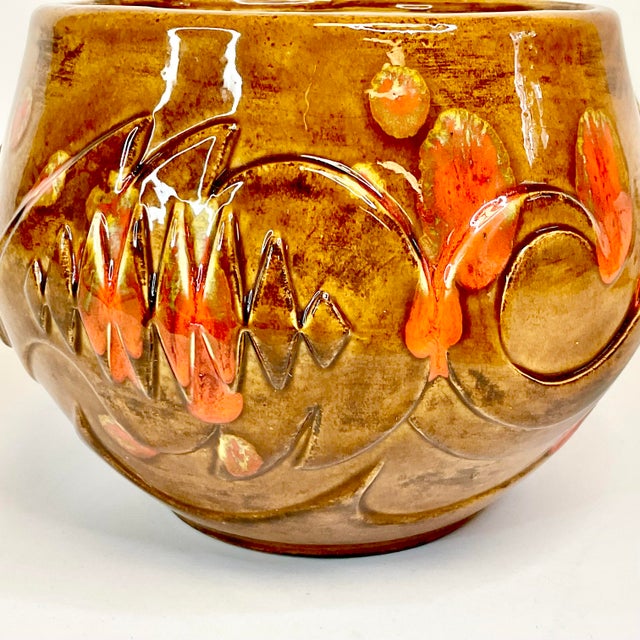 1970s Vintage Southwestern Americana Folk Art Ceramic Planter. For Sale - Image 9 of 9