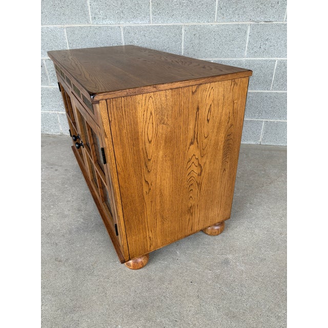 Early 21st Century Broyhill Attic Heirlooms Distressed Oak Media Cabinet - Tv Cabinet For Sale - Image 5 of 12