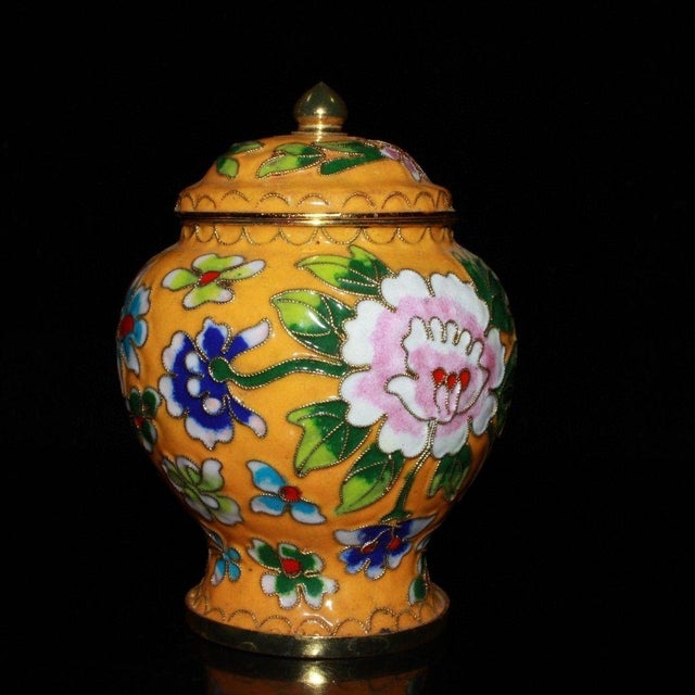 Mid 20th Century Vintage Cloisonne Enamel Ginger Jar - Yellow Floral Motif With Lid For Sale - Image 5 of 9