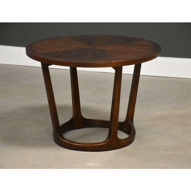 Mid-Century Modern 1960s Refinished Lane Rhythm Round 28” End Table For Sale - Image 3 of 8