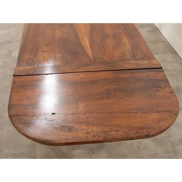 French 18th Century Walnut Drop Leaf Dining Table For Sale - Image 9 of 12
