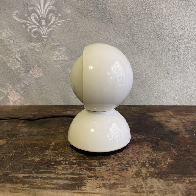 White Eclisse Lamp by Vico Magistretti for Artemide, 1965 For Sale - Image 6 of 9