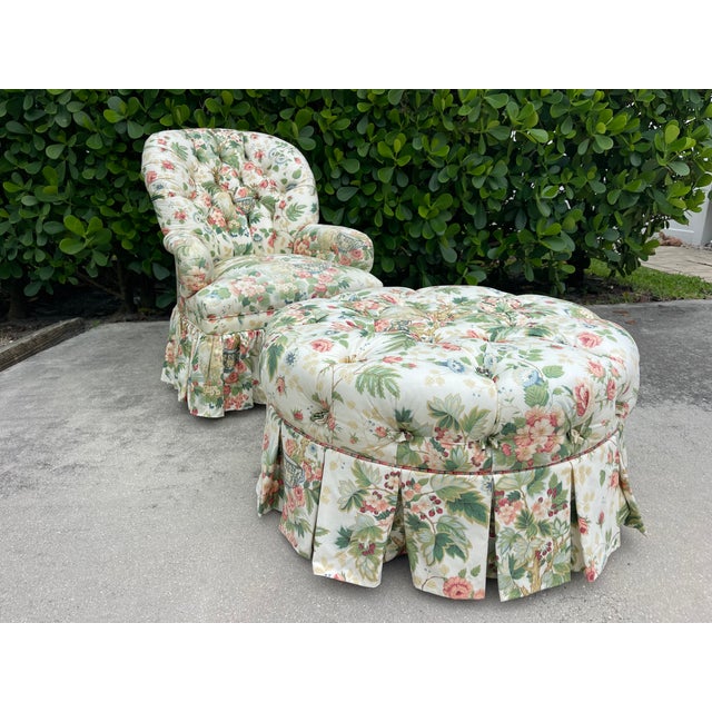 Vintage Hickory Chair Tufted Round Ottoman in Botanical Print For Sale - Image 15 of 15