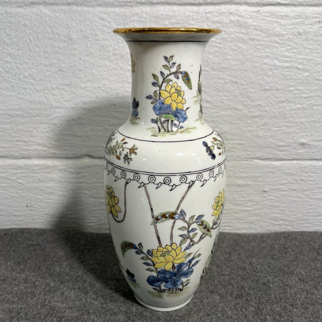 Japanese Vintage Japanese Porcelain Ware White Decorative Vase For Sale - Image 3 of 9