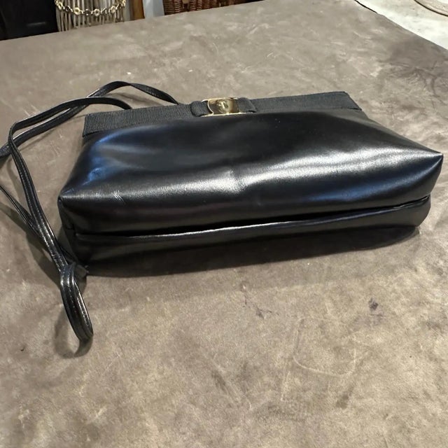 A 1990s Black Leather and Brass Shoulder Bag by Salvatore Ferragamo For Sale - Image 10 of 10