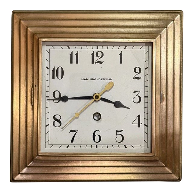 1920s Manning Bowman Art Deco Machine Age Wall Clock For Sale