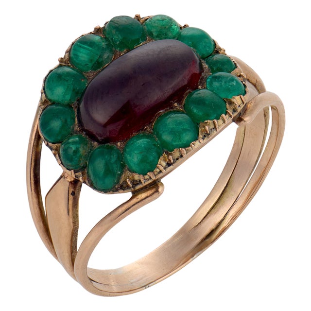Mid 19th Century Georgian Cabochon Cut Garnet Emerald 10k Rose Gold Ring, Size 8 For Sale