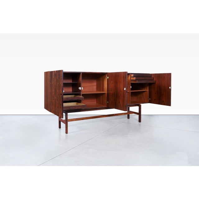 1970s Danish Modern Rosewood Sideboard Attributed to Ib Kofod Larsen For Sale - Image 10 of 12