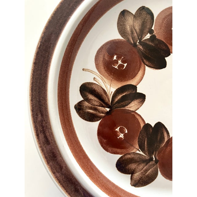 Arabia Vintage 1970s Arabia of Finland Rosmarin Brown Round Serving Platter For Sale - Image 4 of 8