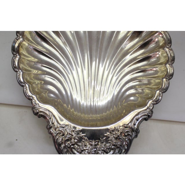 1970s 14" Majestic Silverplate Scallop Shell Tray - Ornate Floral Handle For Sale - Image 9 of 17