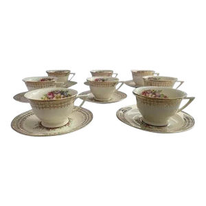 Vintage 22 Karat Gold Tea/Coffee Cup & Saucer- 8 Sets