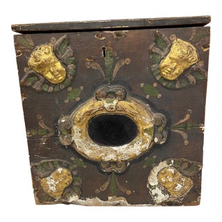18th Century Polychrome Giltwood Cherub Box For Sale