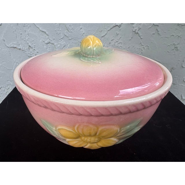Vintage Hull Pottery Pastel Pink Floral Covered Dish / Lidded Bowl For Sale - Image 4 of 12