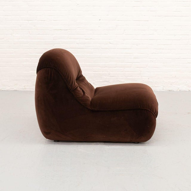 Malu lounge chair, designed by Diego Mattu for 1P Italy. This rare 1970s design is defined by its soft, rounded forms and...