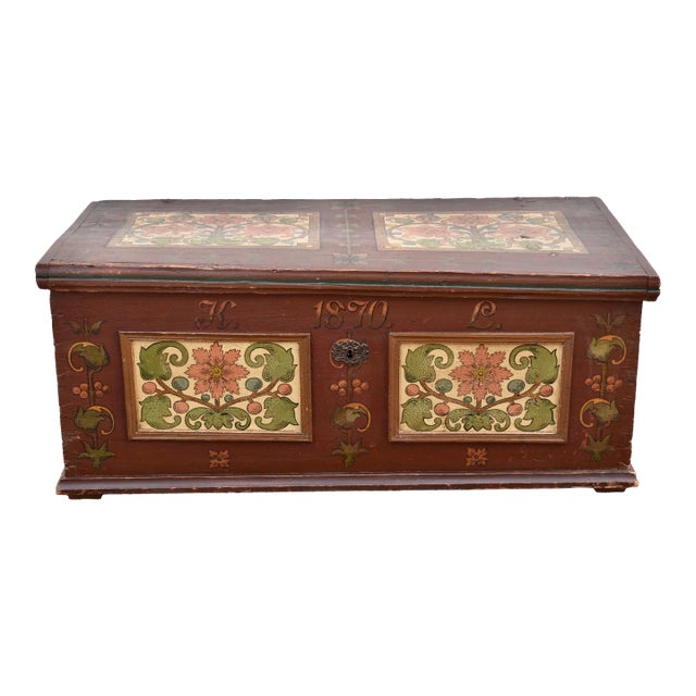 Late 19th Century Pine Trunk or Blanket Chest in Original Decorative Paint For Sale