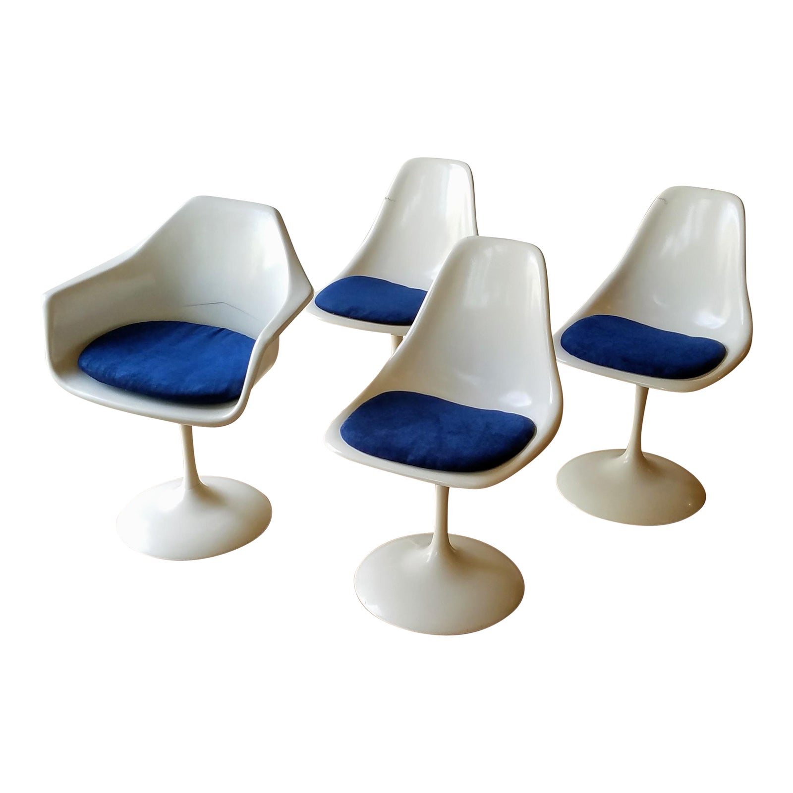 NewlyUpholstered 1970s Contemporary Shells Inc. Tulip Swivel Dining