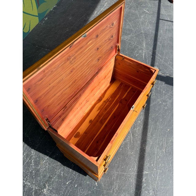 Mid Century Roos Sweetheart Cedar Chest For Sale - Image 4 of 14