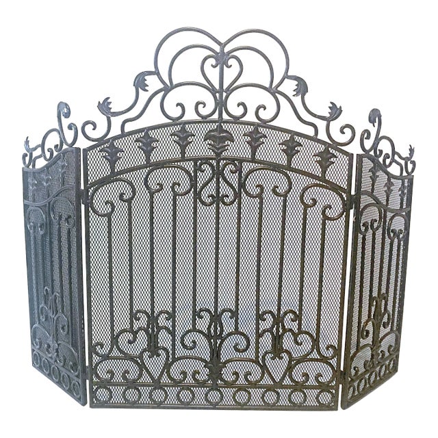 Mid-20th Century French Gothic Wrought Iron Fireplace Screen For Sale
