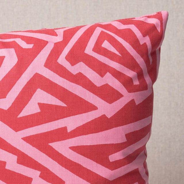 This pillow features Jagged Maze by David Kaihoi for Schumacher with a knife edge finish. Filled with vibrating kinetic...