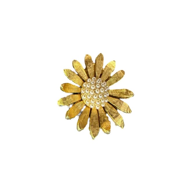 Les Bernard Les Bernard Signed Earrings Floral Gold Tone Faux Pearl Clip On For Sale - Image 4 of 9