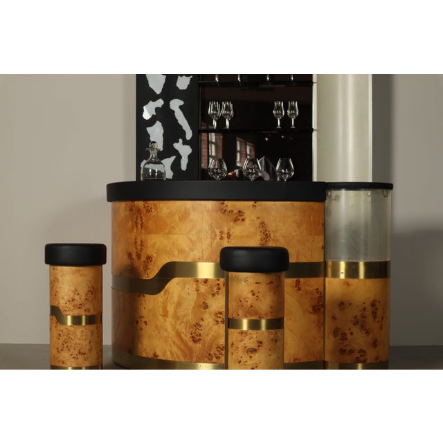 Italian Burl Wood Cocktail Bar with Illuminated Back and Stools, 1970s, Set of 3 For Sale - Image 6 of 18