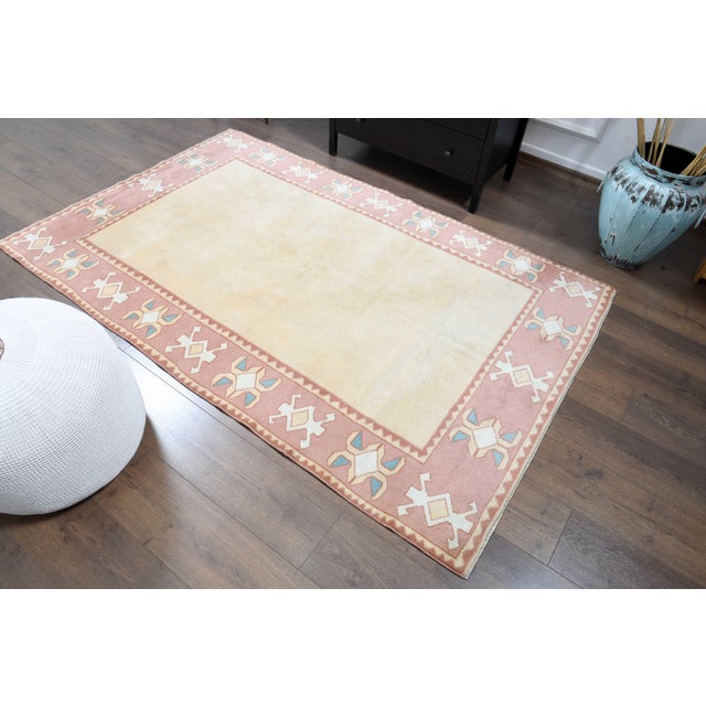 1970s Vintage Turkish Handmade Wool Cotton Pink Beige Area Rug For Sale - Image 10 of 11