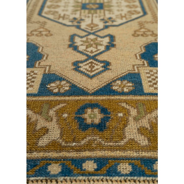 Turkish Turkish Mini Rug Oriental Hand Knotted Vintage Rug 1'8" x 3'2" #21188 For Sale - Image 3 of 8