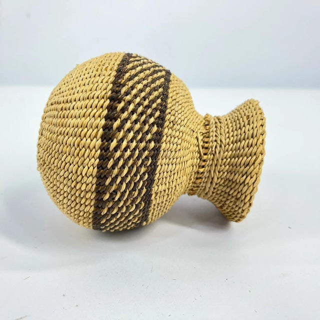 Tan Early 20th Century Zulu Miniature Herb Basket with Lid South Africa MATTER COLLECTION For Sale - Image 8 of 8