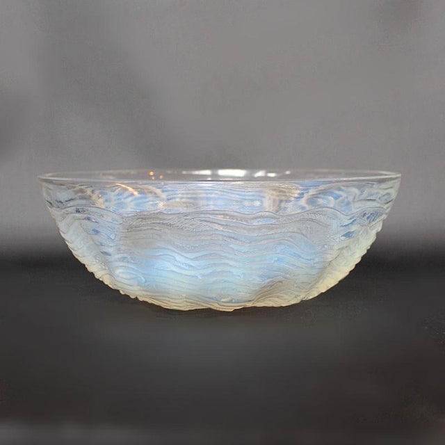 Dauphins Bowl by René Lalique, 1930s For Sale - Image 3 of 6