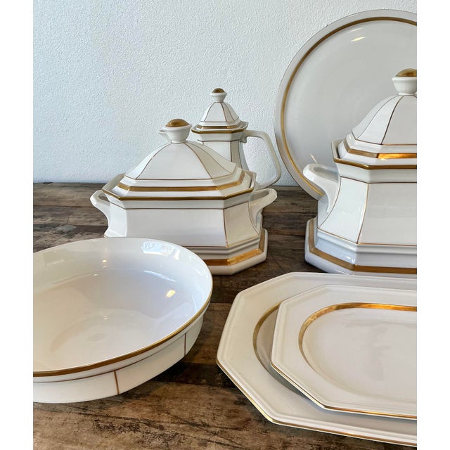 Late 20th Century Vintage Italian Gallerie De Porcelaine “Lombardi Medici” Serving Set of 11 For Sale - Image 5 of 9
