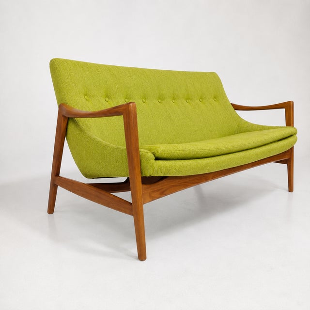 Mid-Century Modern Mid Century Modern Sofa For Sale - Image 3 of 5