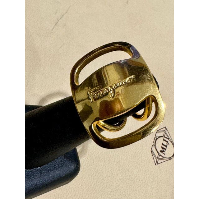 Salvatore Ferragamo Ganchini scarf ring /Ring gold Tone, Medium Size For Sale - Image 9 of 18
