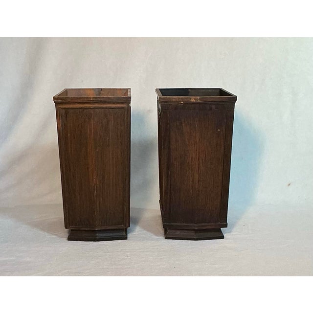 Mid-Century Modern Pair Vintage Pearl-Wick Wastebaskets Faux Wood Brown, Circa 1960s For Sale - Image 3 of 12