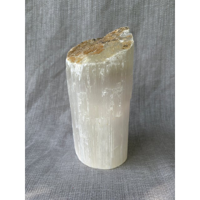 1990s Natural White Selenite Crystal For Sale - Image 5 of 12