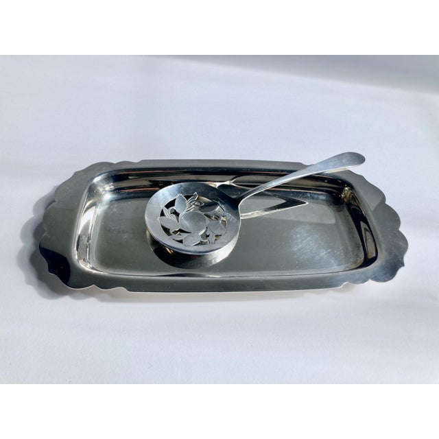 Metal Vintage Wm. Rogers Silverplate Cranberry Set With Plate & Server- 2 Pieces For Sale - Image 7 of 12