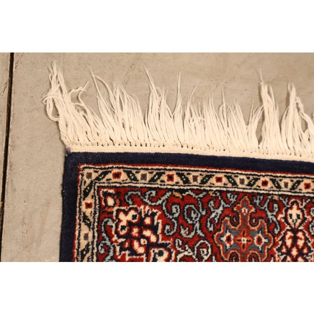 Late 20th Century Persian Bakhtiari Style Rug — 3' x 5' For Sale - Image 5 of 18