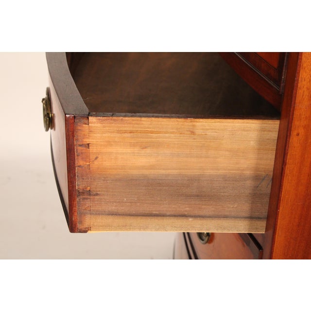 American Federal Feathered Birch and Mahogany Bow Front Chest of Drawers For Sale - Image 11 of 12