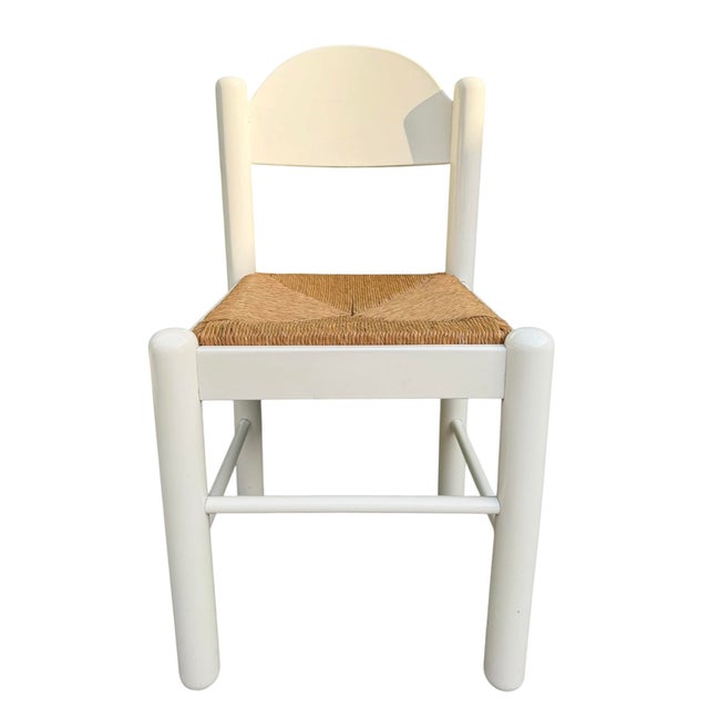 Designed by Hank Loewenstein, the Padova chair combines traditional Italian craftsmanship with a distinctly postmodern...